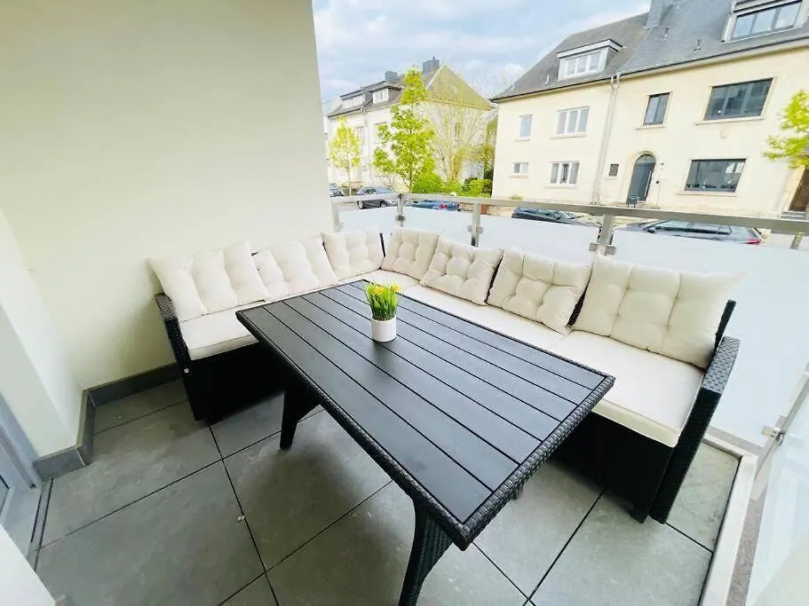Three Bedrooms Flat In Center W. Terrace&Parking Luxemburg Apartman